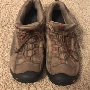 Keen waterproof boots